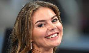 В отдельных случаях могут действовать дополнительные условия. Gimnastka Alina Kabaeva Zarabatyvala V Nacionalnoj Media Gruppe Sotni Millionov Rublej Obshaya Gazeta