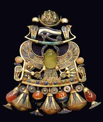 This Piece Of Ancient Egyptian Jewelry Is A Rebus Pectoral Scarab Worn By King Tut Ankh Amun Fro Ancient Egyptian Jewelry Egyptian Jewelry Ancient Egyptian Art