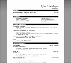 10 Tips To Turn An Ordinary Resume To An Extra Ordinary Downloadable Resume Template Resume Template Word Sample Resume Templates