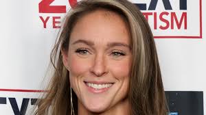 Kylie Kelce reacts to Jason’s Super Bowl after-party celebration