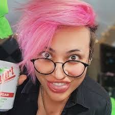 Olivia Key's Instagram, Twitter & Facebook