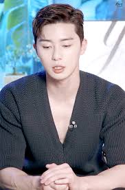 바지 — паджи — брюки. ë°•ì„œì¤€ ìŒˆë§ˆì›¨ Vì•± ìº¡ì³ ì›€ì§¤ ë³´ì • ë‚¨ìž ì§§ì€ ë¨¸ë¦¬ ë‚¨ìž ë¨¸ë¦¬ í•œêµ­ì‹ í—¤ì–´