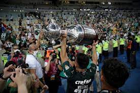 Ahora el palmeiras, como campeón de la libertadores, irá al mundial de clubes que se disputará este año en catar, en el que tendrá como rival al tigres de méxico o ulsan de corea del sur. Palmeiras Campeon De La Copa Libertadores 2020 Las Mejores Imagenes De Su Celebracion Fotos Rpp Noticias