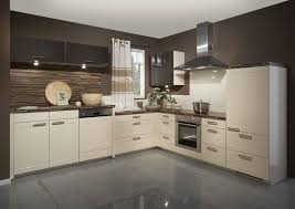 Art Cream High Gloss Kitchen Design With Brown Wall Color Scheme Design Antique Cream Kitchen Cabinets High Gloss Kitchen Beige Kitchen Gloss Kitchen Cabinets