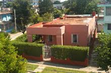 Venta de casa centrica y con muchas prestaciones en vista alegre.ciego de avila. Casas Particulares Marianao Cuba
