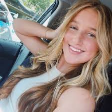 Riley Click's Instagram, Twitter & Facebook