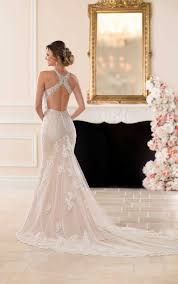 Durschstöbern sie damen fit and flare kleider. Einzigartiges Fit And Flare Hochzeitskleid Stella York Wedding Gowns