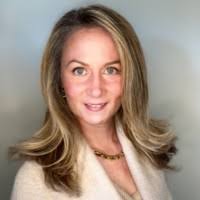 100+ perfiles de «Tara Mph»