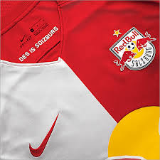Nur zwei tage nach dem fixieren des siebten meistertitels in folge präsentierte red bull salzburg am dienstag die trikots für die saison 2020/21. Fc Red Bull Salzburg Shop Rbs Heimtrikot 20 21 Nur Hier Im Redbullshop Com