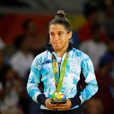 Será la primera competencia del 2021 para la peque, con miras a los próximos juegos. Messi Felicita A Judoca Paula Pareto Por Medalla De Oro