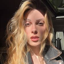 Hannah Trejo (@HannahTrejo)