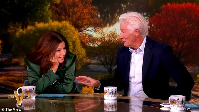 The View host Ana Navarro reveals her hilarious reaction to flirty exchange with A-list celebrity | Daily Mail Online
