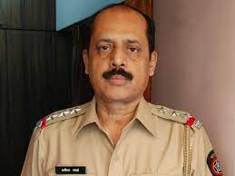 Sachin hindurao vaze is a suspended police inspector of the indian state of maharashtra. Former Encounter Specialist Api Sachin Vaze Given Posting In Mumbai Crime Branch