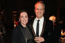 Sarah caroline sinclair, cbe, known professionally as olivia colman, is an english actress and narrator. Olivia Colman Photo Biography Wikis Age Height Family Movies Oscar 2021