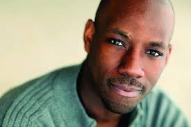 Shakespeare theater contemporizes 'Hamlet'