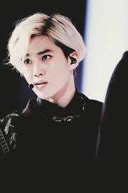 Chanyeol S Bald Spot Suho Exo Chanyeol Exo