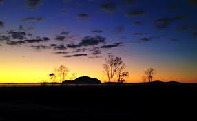 Gawula Mountain Gawula Formerly Known As Mount Wheeler Is A Volcanic Plug Gawula Was The Traditional Home Of The Taroombal People Outdoor Rockhampton Sunset