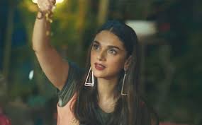 Aditi Rao Hydari Gave A Contemporary Twist To A Basic Green Saree It Can Be Your Wedding Outfit This Season Amazon presents vijay babu's sufiyum sujatayum official trailer starring jayasurya & aditi rao hydari in an eternal love story aditi rao hydari gave a contemporary