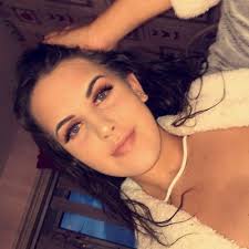 Caitlin Dunn (@caitlind_71)