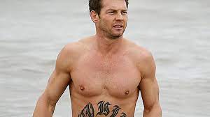 Wählen sie aus erstklassigen inhalten zum thema ben cousins in höchster qualität. Such Is Life The Troubled Times Of Ben Cousins Movie Streaming Online Watch