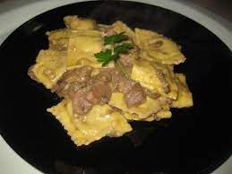 I ravioli vegani ai funghi sono la ricetta migliore per cominciare la scoperta della cucina vegana. Ravioli Ai Funghi Misti