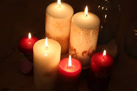 Candle liner 25ml 019 yellow. Basteln Mit Kindern Kerzen Gestalten Mit Kerzenwachsstiften Apfelbackchen Familienblog