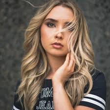 Lydia Carter's Instagram, Twitter & Facebook