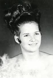 Amy Debord's Instagram, Twitter & Facebook