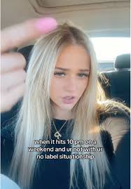 Navigating No-Label Situationships: Understanding Emotions