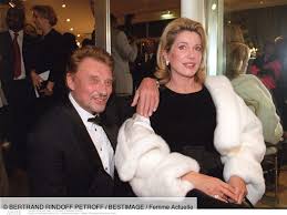 Entre laeticia hallyday et les grands de johnny,. 2021 Laeticia Hallyday Reveals Her Truth About The Secret Affair Between Johnny And Catherine Deneuve Femme Actuelle Le Mag