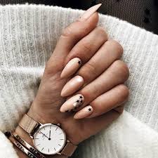 For simple yet chic nails, paint your nails. 33 Breathtaking Designs For Almond Shaped Nails