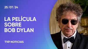 "A complete Unknown": se dio a conocer el trailer de la biopic de Bob Dylan