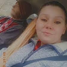 Dona Hettinger's Instagram, Twitter & Facebook