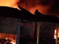 Daftar damkar subang ~ prihatin mobil tangki tua milik damkar kbb mogok hingga gagal menuju lokasi kebakaran. Pasar Pamanukan Subang Terbakar 128 Kios Hangus