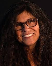 Claudia Strong's Instagram, Twitter & Facebook