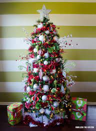 Christmas tree decoration is a fabulous opportunity to let your creativity shine. Diy Christmas Decorations Whimsical Glittered Ball Garlands