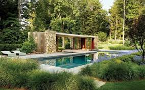Traumgarten mit holzterrasse und überdachte sitzecke in scharz als gartenpavillion. Uberdachte Terrasse 50 Top Ideen Fur Terrassenuberdachung