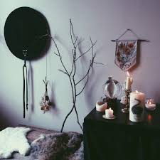Pin By Beauty Of Heaven On Gɾiɱaʅƙiɳ Decor Goth Bedroom Witch Room