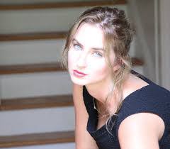 Cassandra Starr's Instagram, Twitter & Facebook