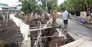 Pulau meranti is the oldest village in puchong, selangor, malaysia under the northern sepang constituency of selangor and is administered by the sepang municipal council (mpsepang). Cara Warga Telesung Di Kepulauan Meranti Selamatkan Kampung Dari Abrasi Riau Headline Berita Terkini Dan Berita Riau Terkini