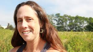 Eve Kaplan's Instagram, Twitter & Facebook