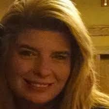 Gina Pecoraro's Instagram, Twitter & Facebook