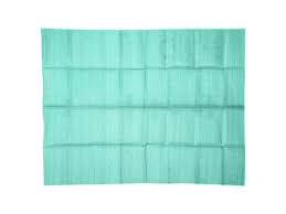 Une longueur de 180.00 cm , une hauteur de 70.00 cm , une largeur de 0.00 cm et un diamètre de 0.00 cm. Natte De Plage Rectangulaire 153 X 198 Cm Plastique Bleu Vente De Chaise De Jardin Conforama