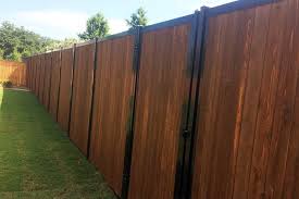 Includes wood, wrought iron, white picket, chain link and more. The Ultimate Collection Of Privacy Fence Ideas Create Any Design With This Kit