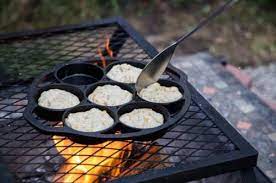 Sesuatu yang kelak retak dan kita membikinnya abadi ibu bersumpah untuk membangun keluarganya di atas meja makan. Daftar Resep Makanan Yang Bisa Digunakan Saat Camping