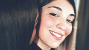 Veronica Satti, figlia di Bobby Solo, si è fidanzata con la giovane Giulia  (FOTO)