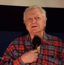 Hedy Thomas's Instagram, Twitter & Facebook