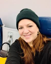 Kim Mckenzie's Instagram, Twitter & Facebook