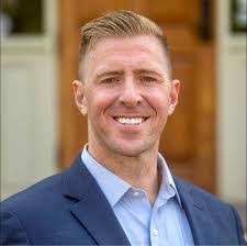 Charles Mifflin's Instagram, Twitter & Facebook