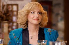 This time around, the execs have given it a great timeslot — sandwiched between the middle and modern set in the late 1980s, the goldbergs, revolves around a family from jenkintown, pennsylvania. The Goldbergs Wendi Mclendon Covey Is The Best Mom On Tv